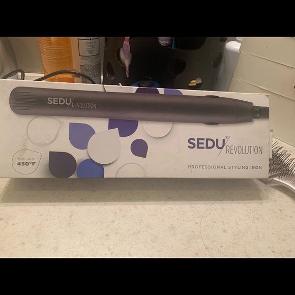 Shelia faij earrings - Picture 3 of 8